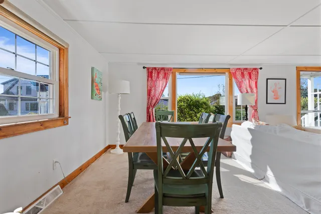 $2,350 | 53 Foss Circle, Rye, NH 03870