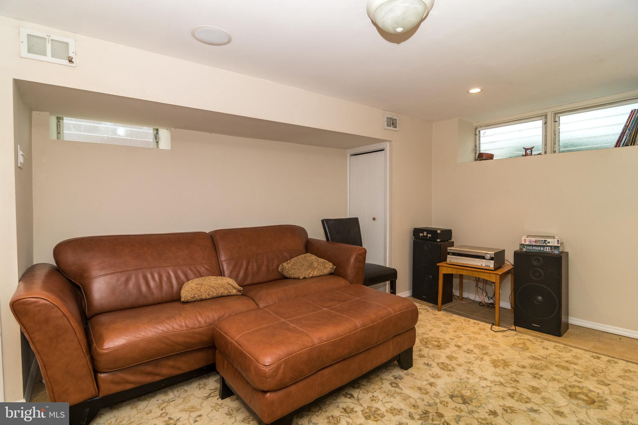 3850 Kirkwood Road Philadelphia, PA 19114 - Photo 18 of 20 Gallery Image 18