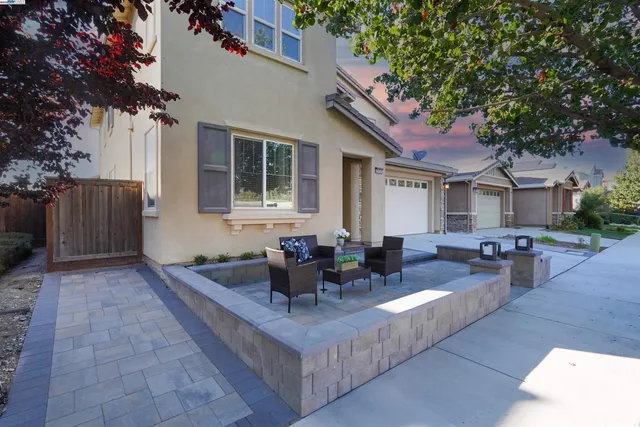 $925,000 | 2417 Stalsburg Drive, Tracy, CA 95376