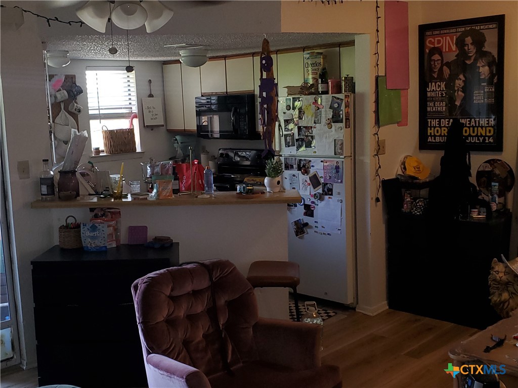 2500 Burleson Road, Unit 613 Austin, TX 78741 - Photo 4 of 28