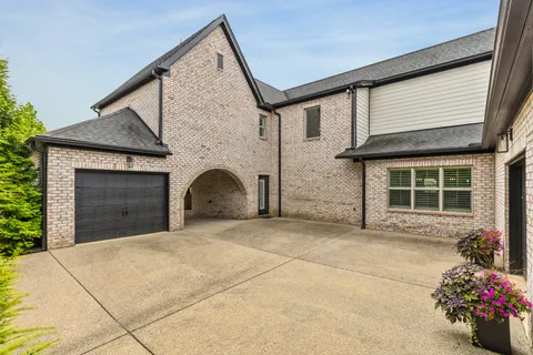 $1,200,000 | 724 Fontwell Lane, Franklin, TN 37064