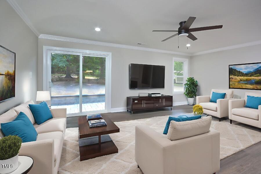 1705 Mason Road Durham, NC 27712 - Photo 11 of 45 DSC_6032 - Living Room - Standard - 5