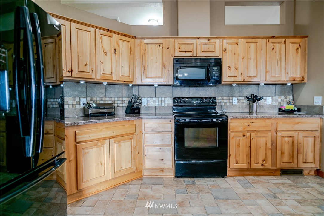 982 Husky Run Road East Wenatchee, WA 98802 - Photo 6 of 25 Gallery Image 6