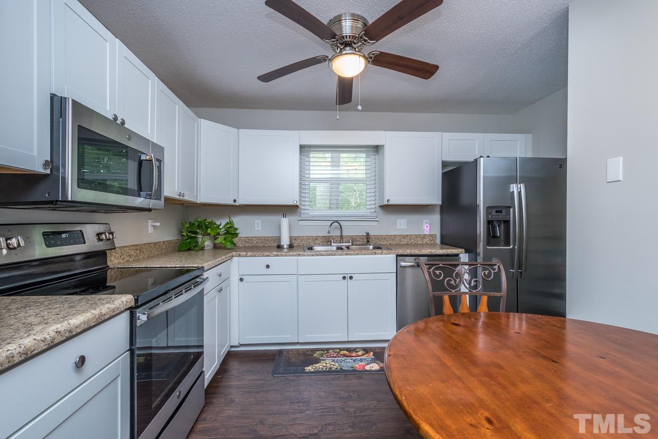 5746 Pool Side Drive Raleigh, NC 27612 - Photo 4 of 18
