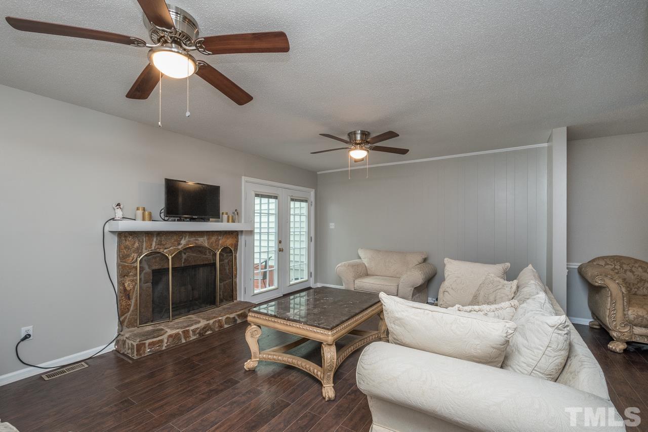 5746 Pool Side Drive Raleigh, NC 27612 - Photo 7 of 18