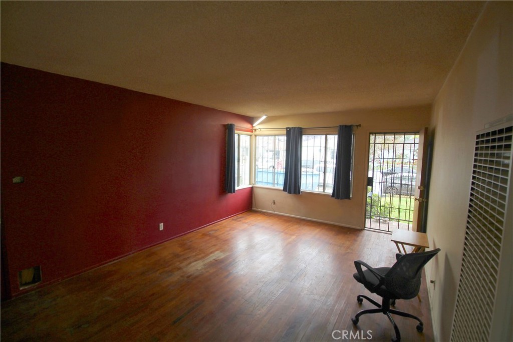 336 West Caldwell Street Compton, CA 90220 - Photo 10 of 39
