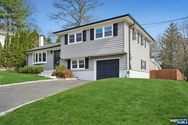 $800,000 | 1 McDonough Street, Montclair, NJ 07042