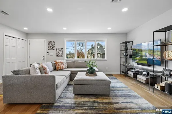 $800,000 | 1 McDonough Street, Montclair, NJ 07042