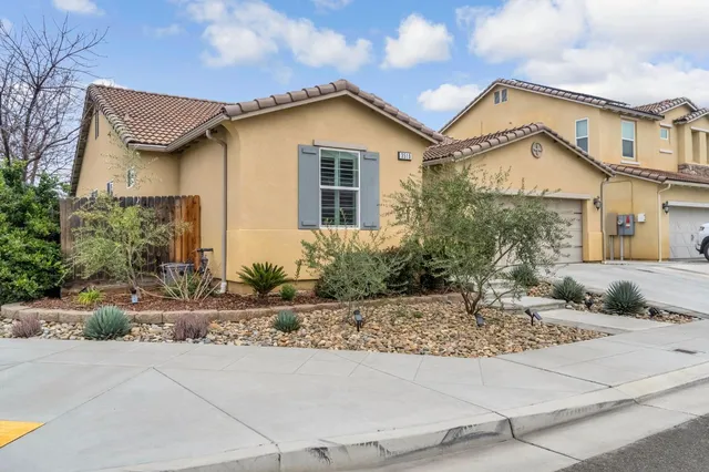 $497,500 | 3519 Portals Avenue, Clovis, CA 93619