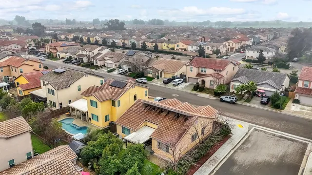 $497,500 | 3519 Portals Avenue, Clovis, CA 93619