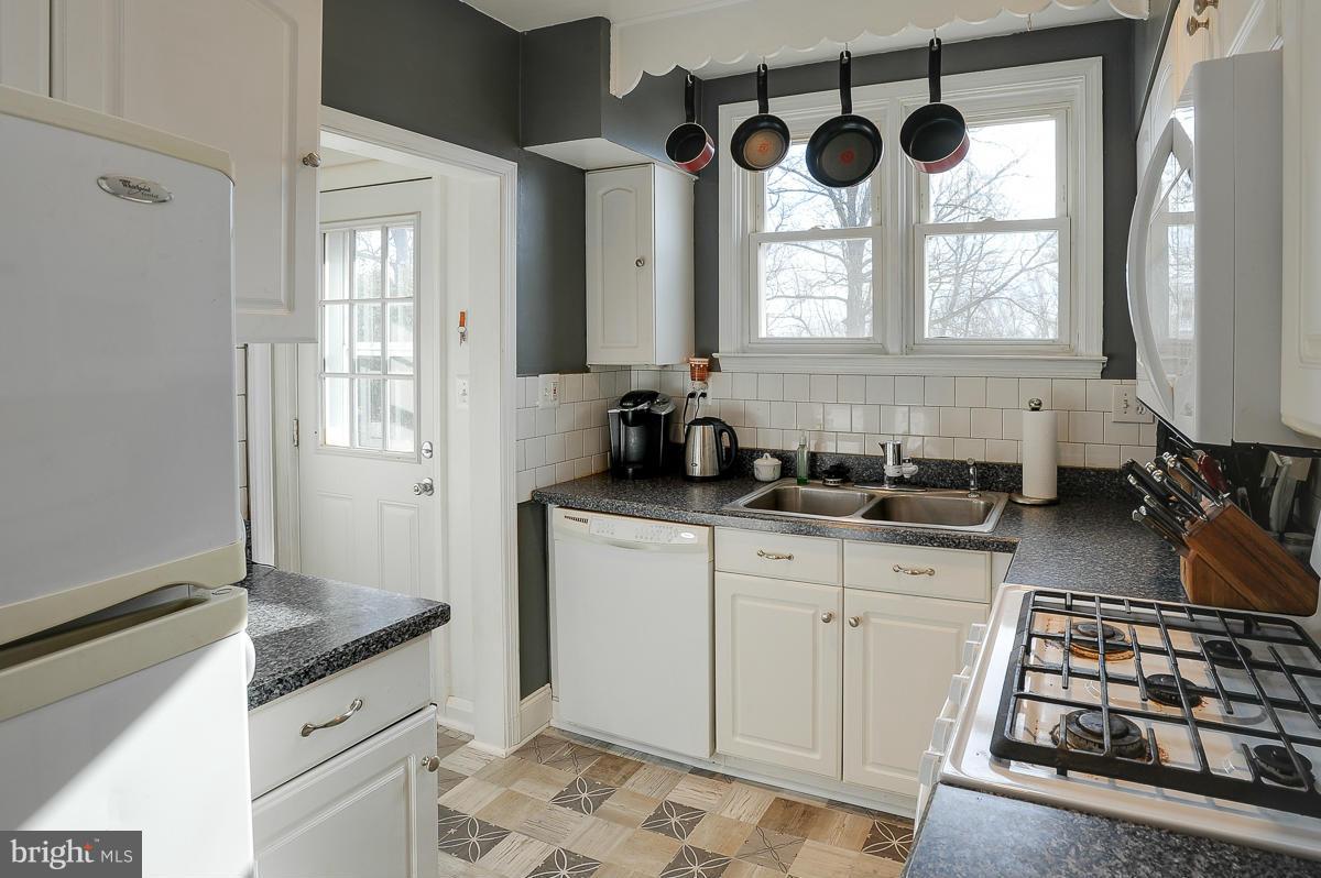 3633 Hilmar Road Windsor Mill, MD 21244 - Photo 3 of 18 Kitchen