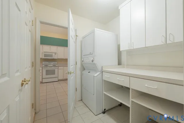 $423,500 | 2524 Wanstead Court, Henrico, VA 23238