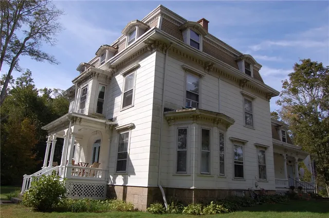 $185,000 | 7 Nichols Lane, Unit 5, Hopkinton, RI 02832