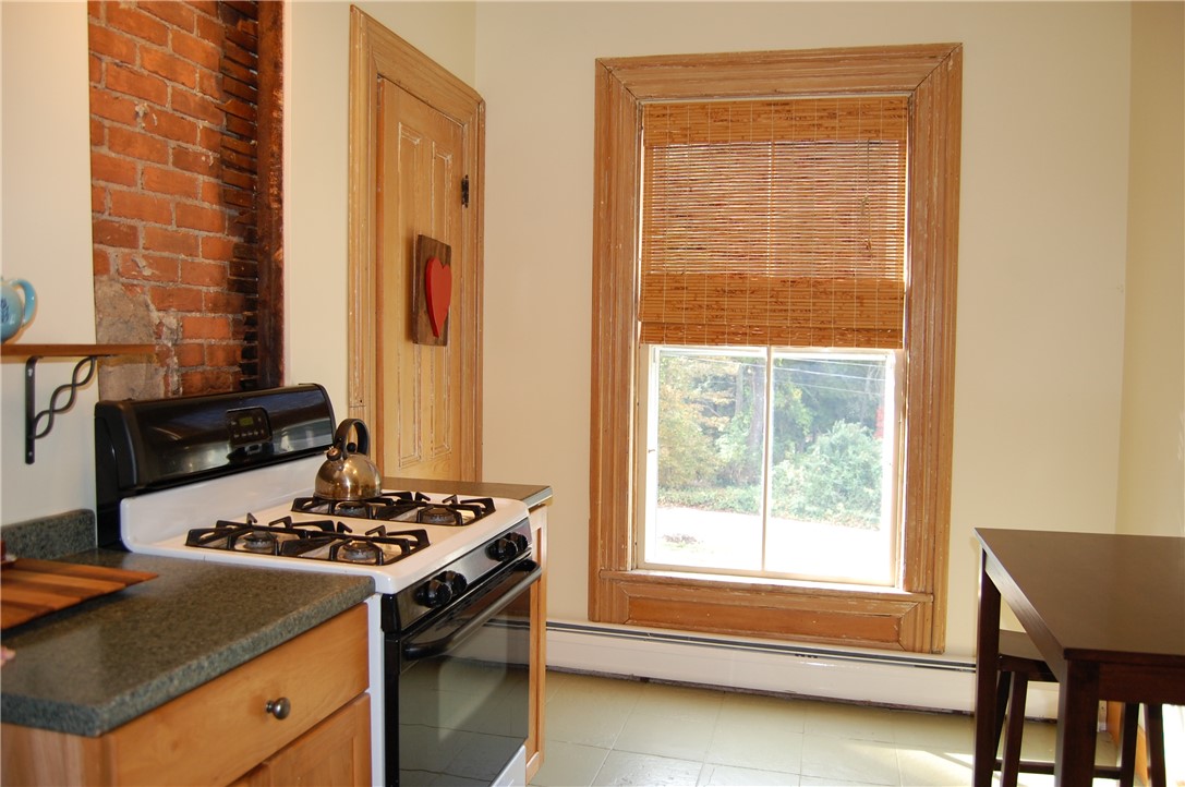 7 Nichols Lane, Unit 5 Hopkinton, RI 02832 - Photo 12 of 19 Kitchen