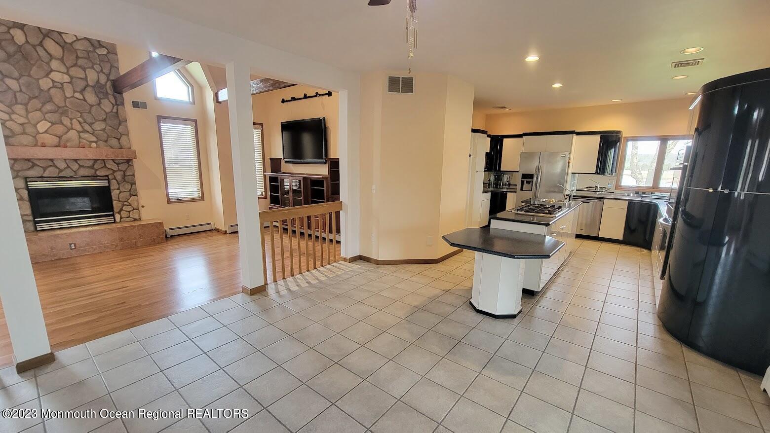 710 Paramount Way Brick, NJ 08724 - Photo 35 of 53 20230408_135746 x