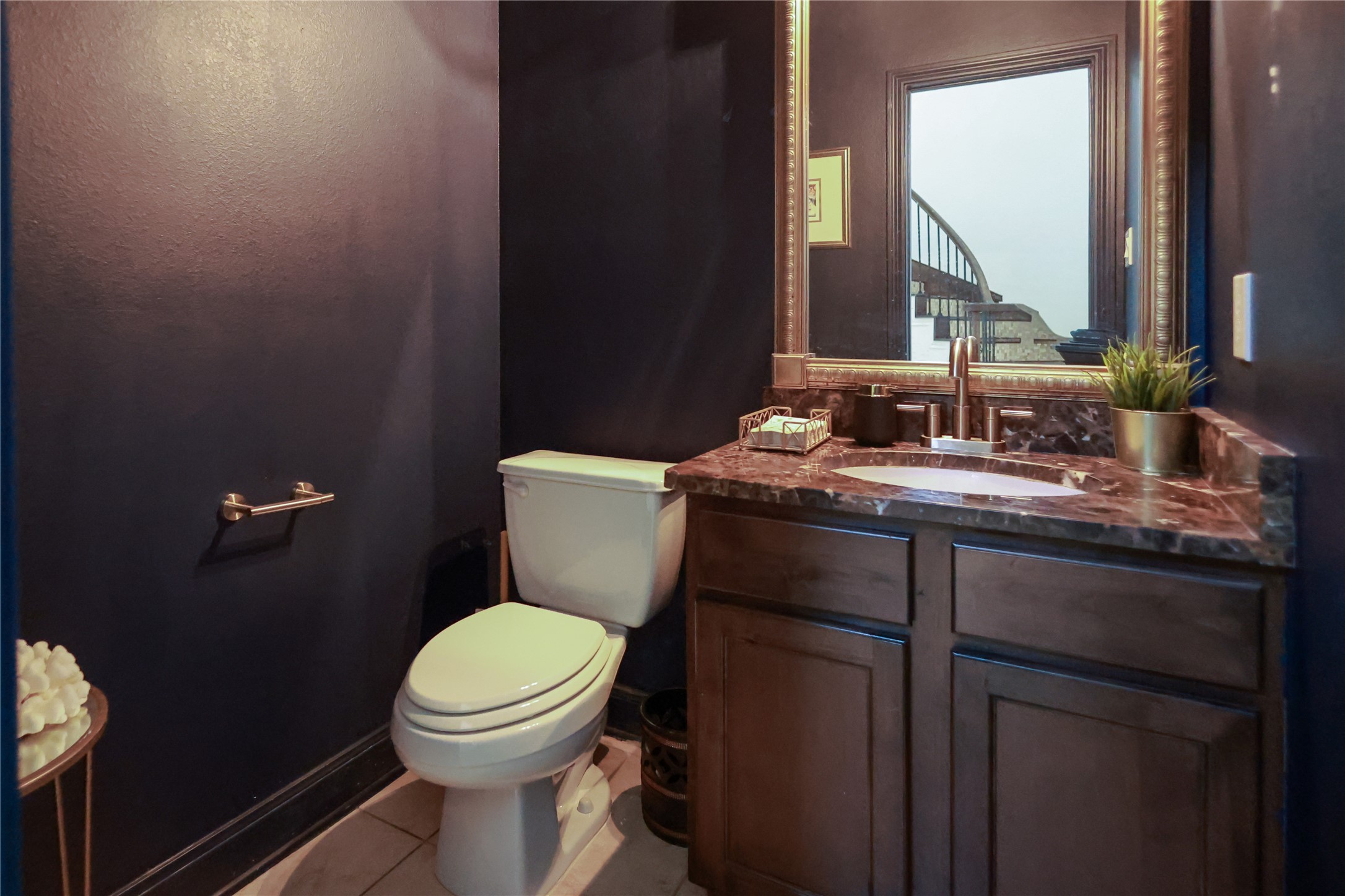 22 Sandwell Place Spring, TX 77389 - Photo 13 of 45 Half bathroom downstairs