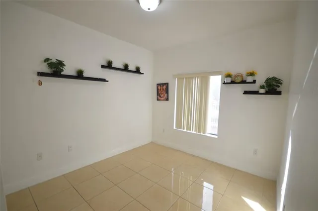 $3,900 | 14483 Southwest 13th Terrace, Miami, FL 33184