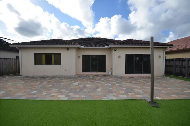 $3,900 | 14483 Southwest 13th Terrace, Miami, FL 33184