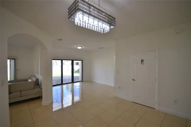 $3,900 | 14483 Southwest 13th Terrace, Miami, FL 33184