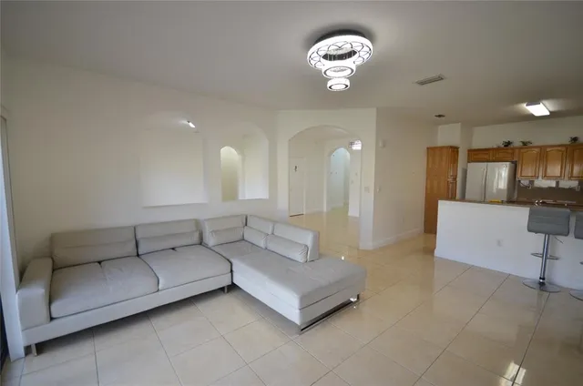 $3,900 | 14483 Southwest 13th Terrace, Miami, FL 33184