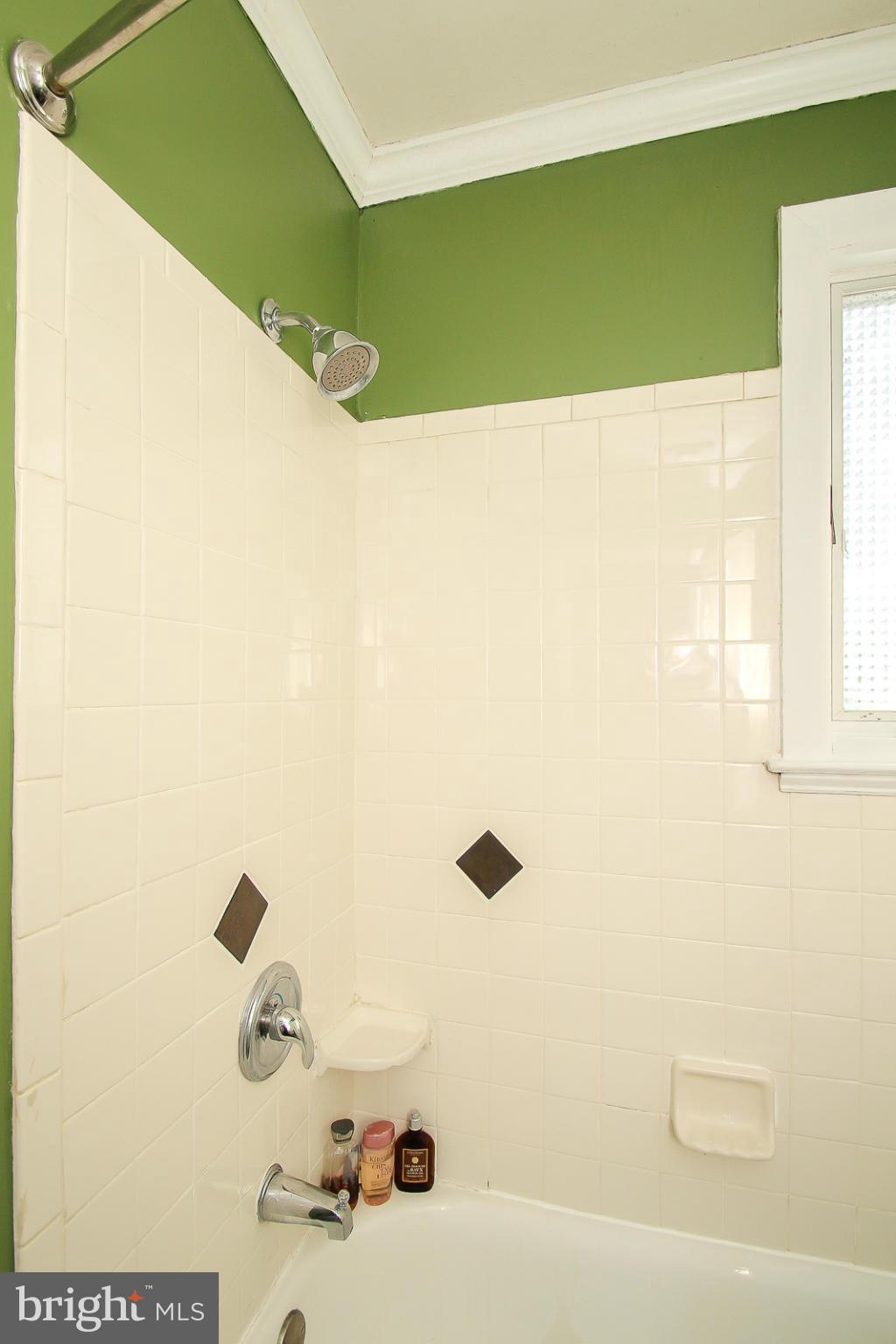 242 Coldbrook Road Lutherville-Timonium, MD 21093 - Photo 14 of 30 Bath