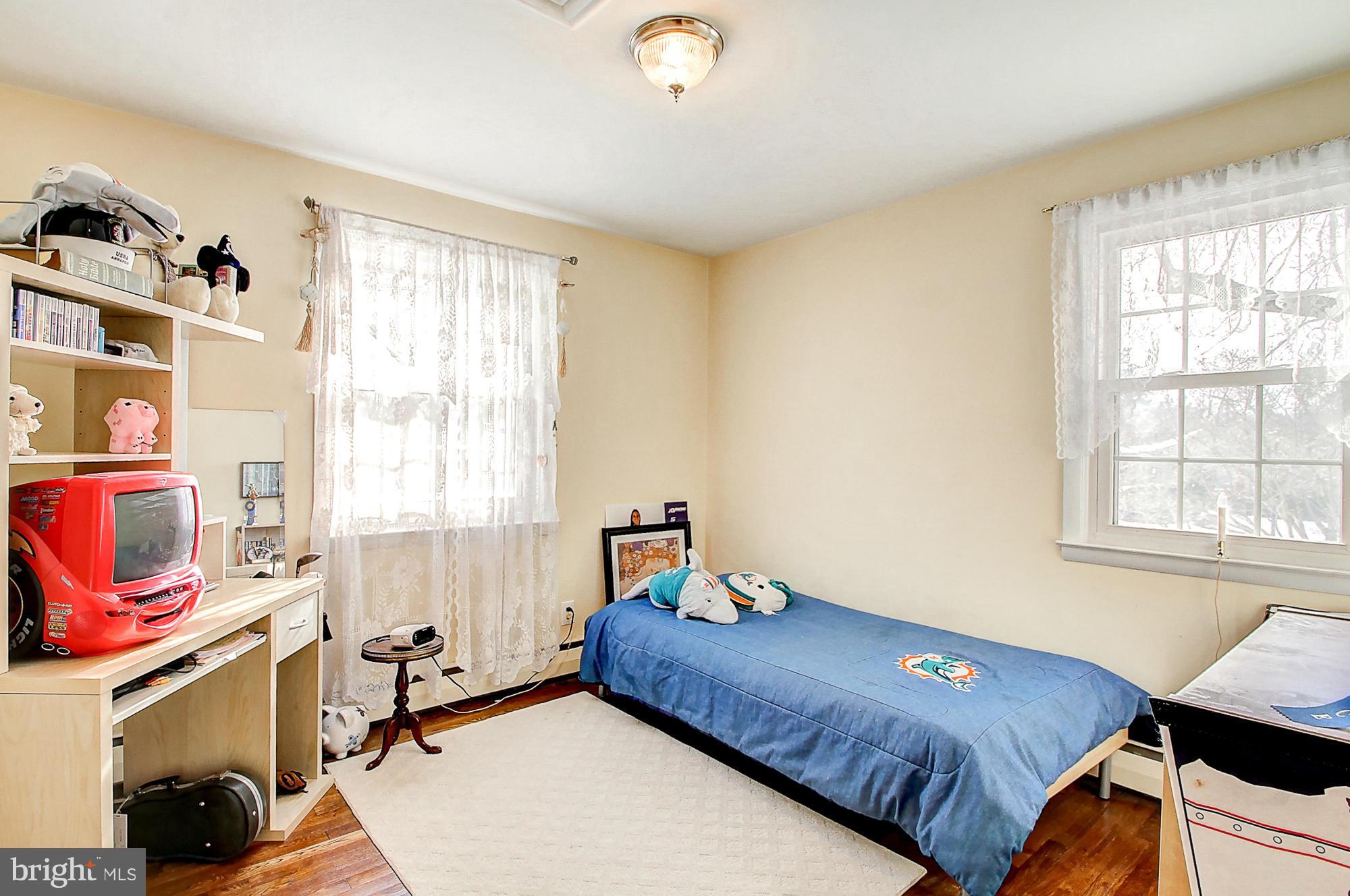 242 Coldbrook Road Lutherville-Timonium, MD 21093 - Photo 17 of 30 Bedroom