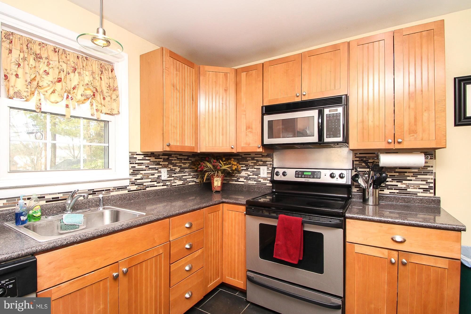 242 Coldbrook Road Lutherville-Timonium, MD 21093 - Photo 9 of 30 Kitchen