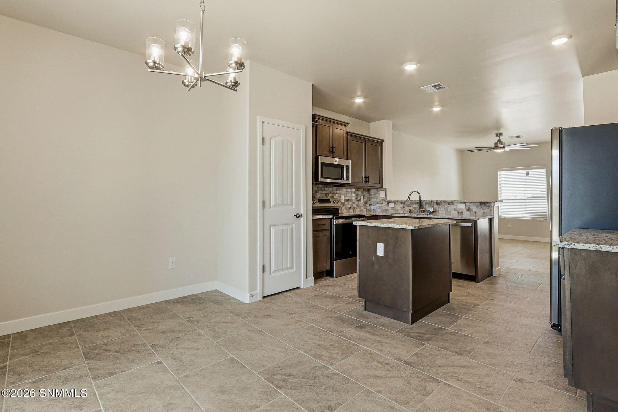 4128 Puertecito Road Las Cruces, NM 88012 - Photo 14 of 22 Dining Area/Kitchen