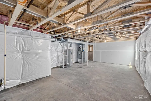 $374,900 | 817 Whitetail Drive, Marengo, IL 60152