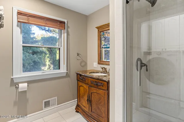 $1,350,000 | 2 Pomo Court, Middletown, NJ 07748