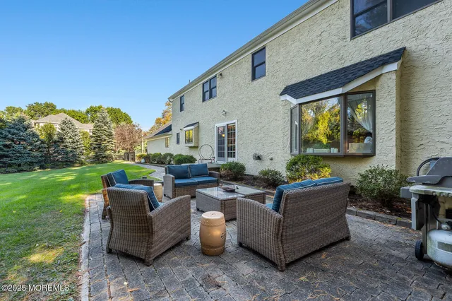 $1,350,000 | 2 Pomo Court, Middletown, NJ 07748