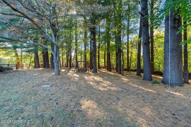 $1,350,000 | 2 Pomo Court, Middletown, NJ 07748