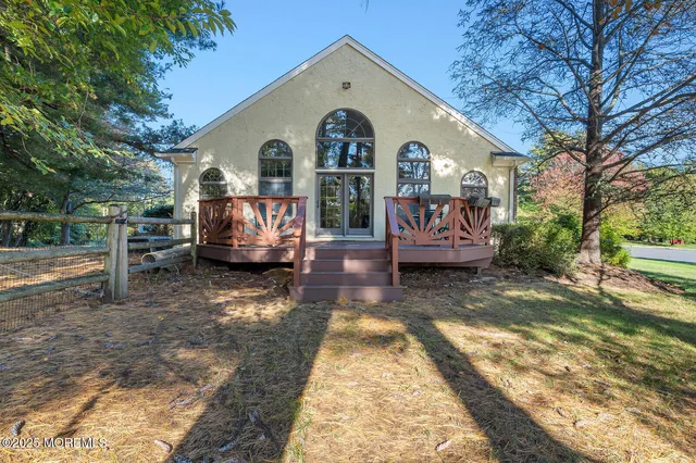 $1,350,000 | 2 Pomo Court, Middletown, NJ 07748