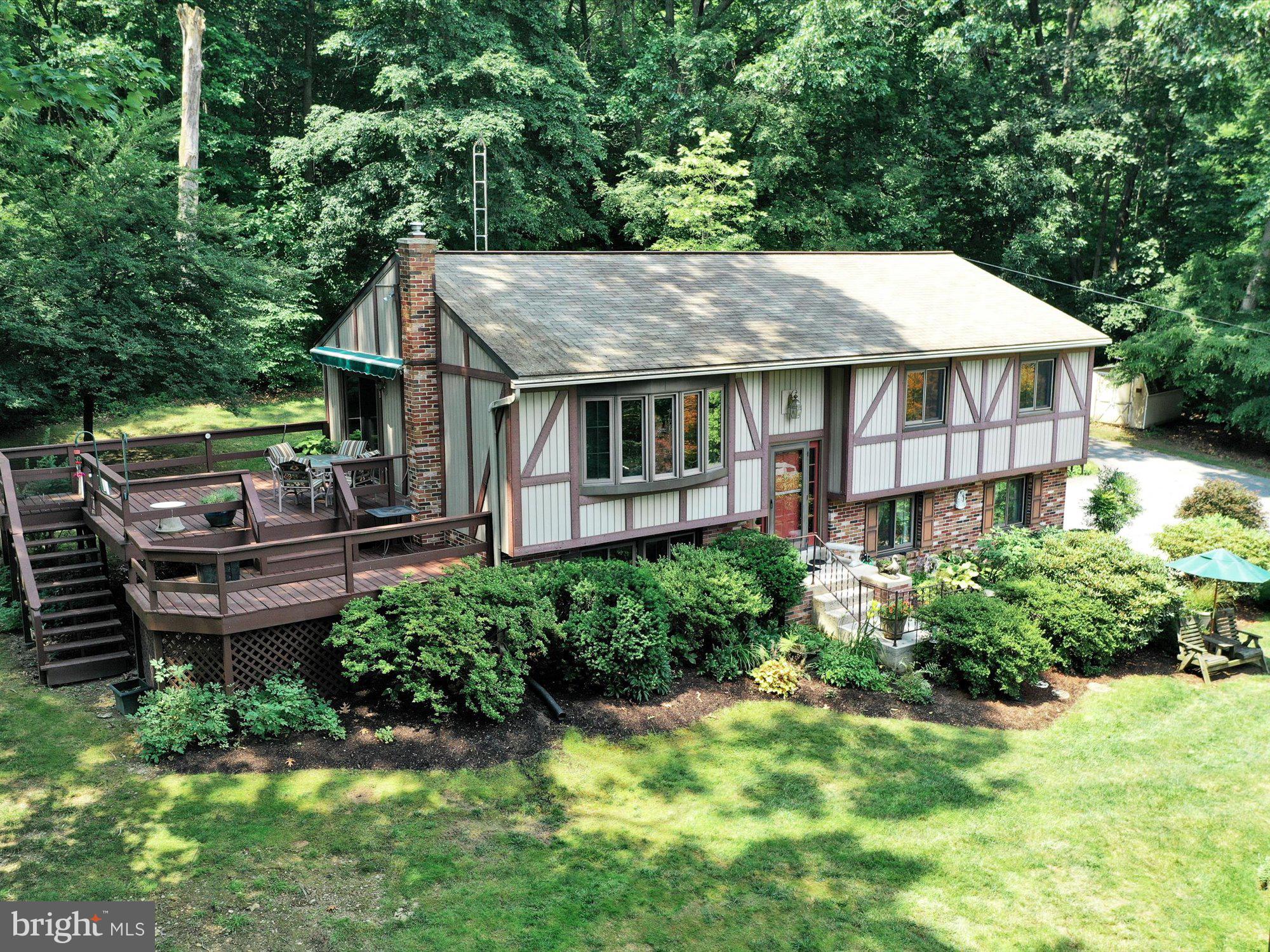 474 Lakeview Drive Lititz, PA 17543 - Photo 1 of 37