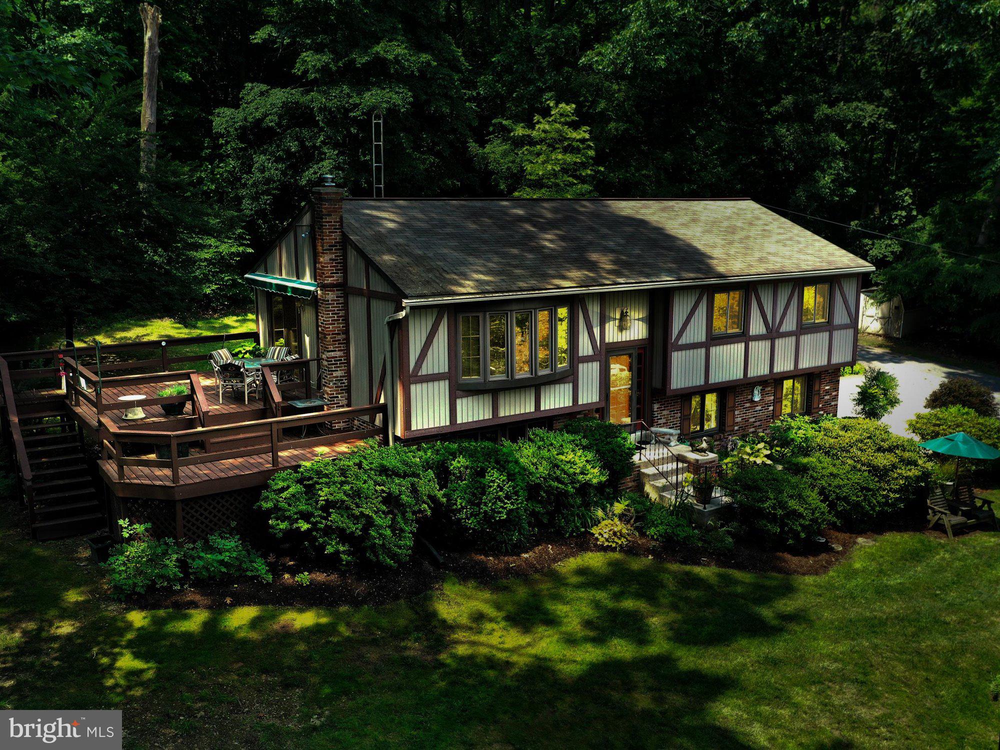 474 Lakeview Drive Lititz, PA 17543 - Photo 3 of 37