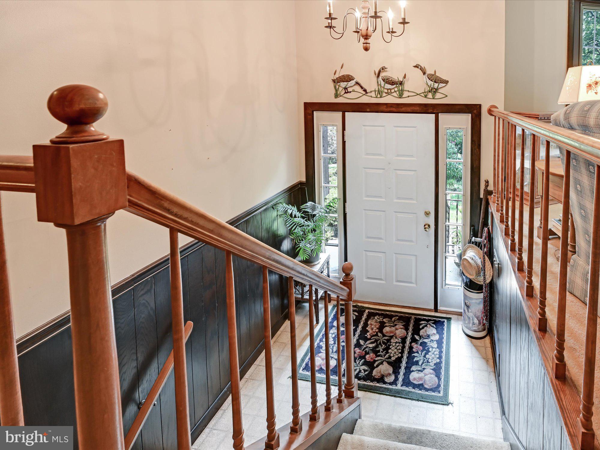 474 Lakeview Drive Lititz, PA 17543 - Photo 8 of 37