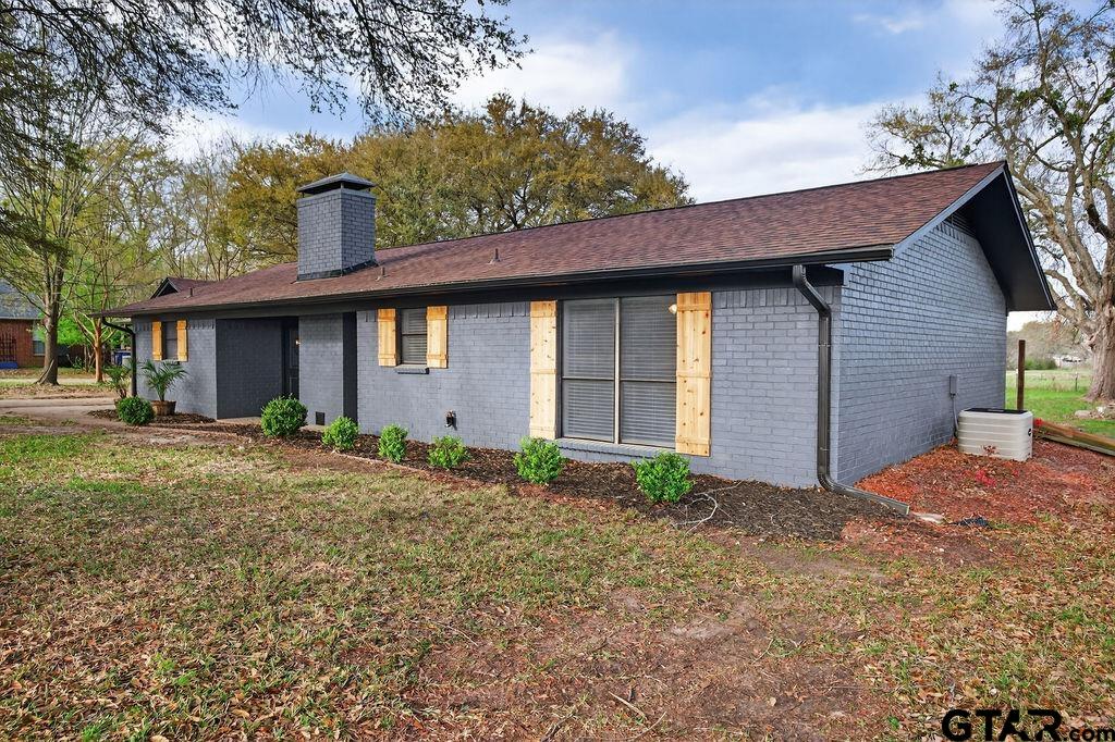 209 Chestnut Street Van, TX 75790 - Photo 5 of 29