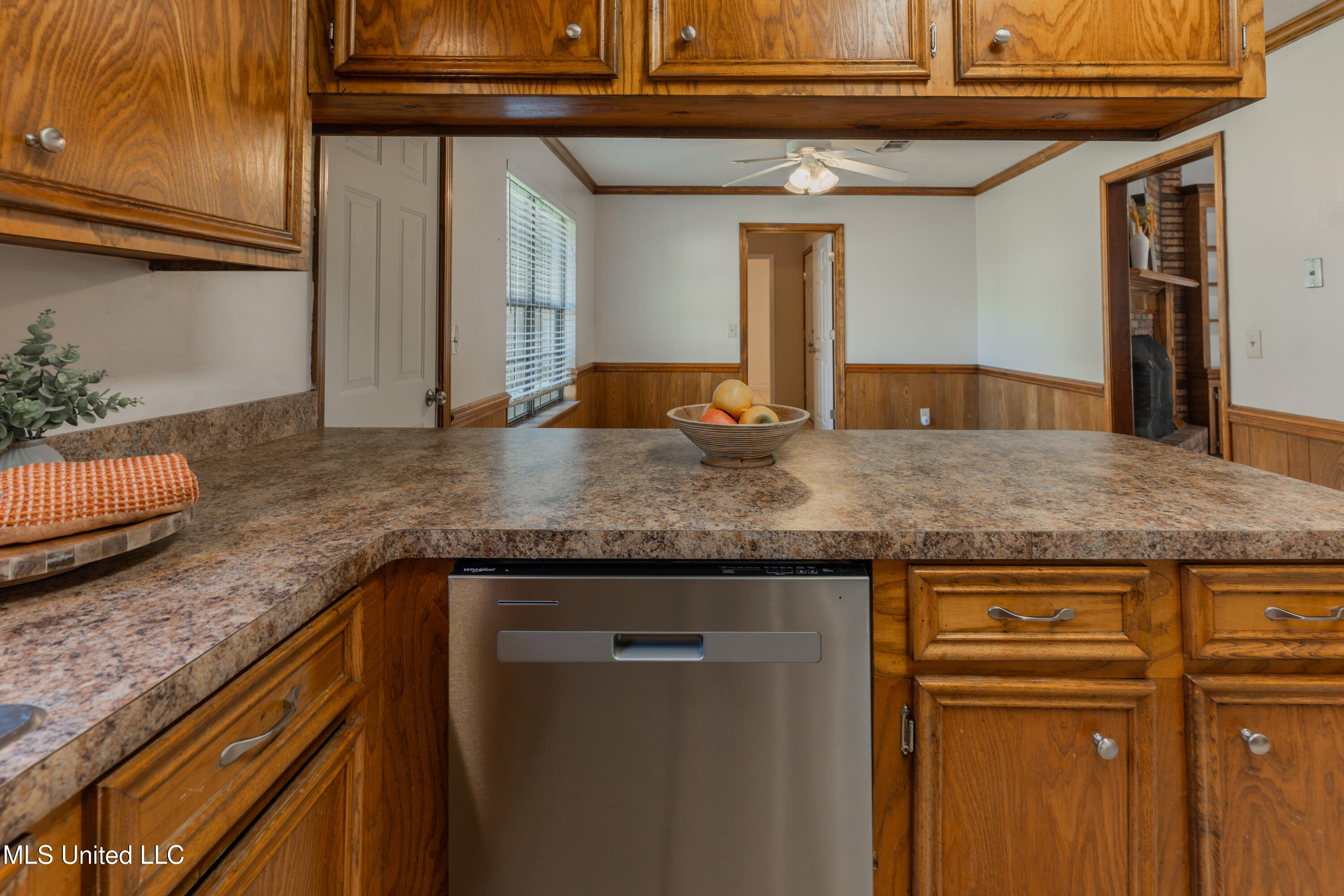 107 Spanish Moss Drive Clinton, MS 39056 - Photo 17 of 49 23-Kitchen(7)