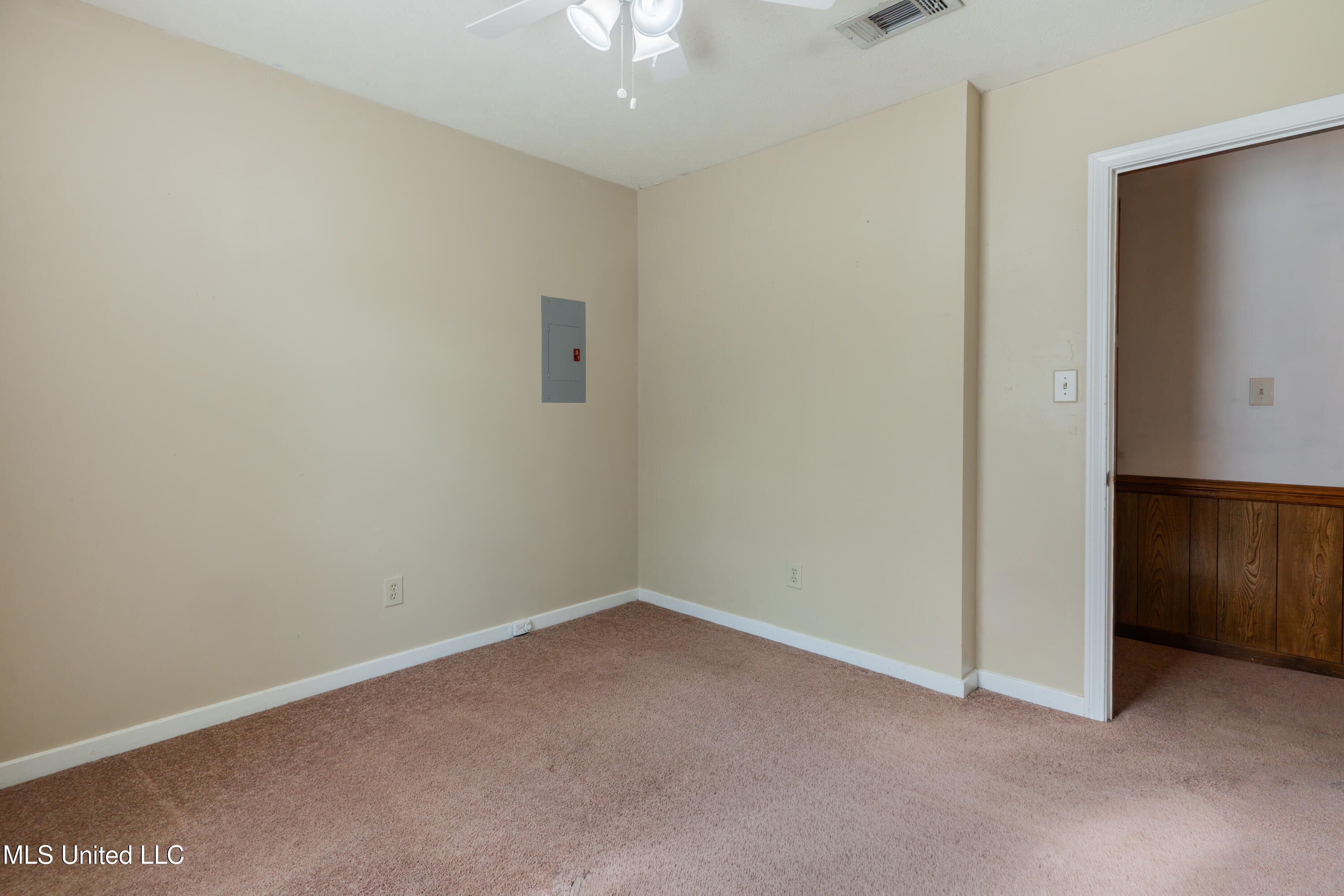 107 Spanish Moss Drive Clinton, MS 39056 - Photo 35 of 49 44-Bedroom3(2)