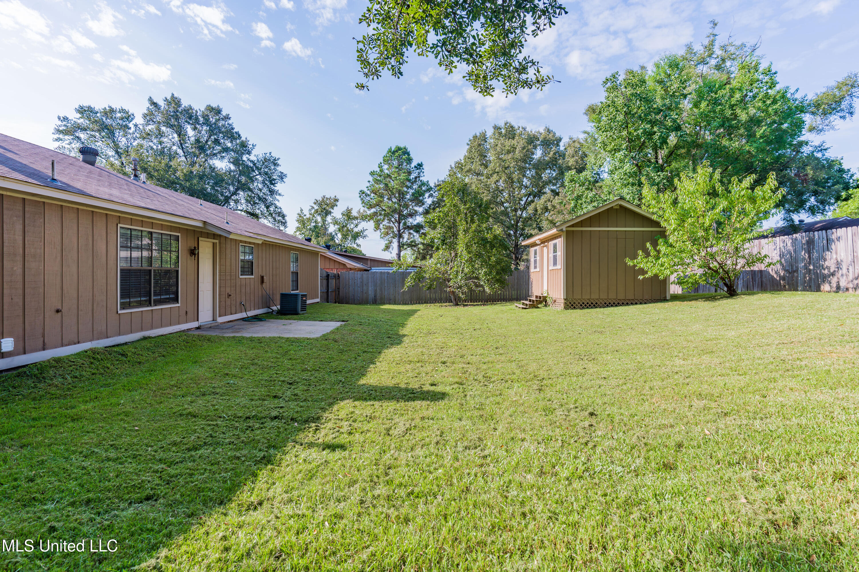 107 Spanish Moss Drive Clinton, MS 39056 - Photo 47 of 49 56-Back.