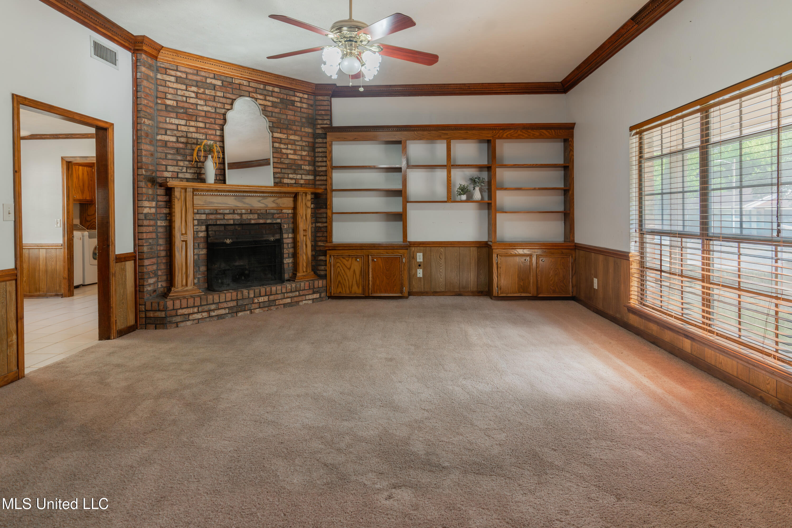 107 Spanish Moss Drive Clinton, MS 39056 - Photo 6 of 49 8-LivingRoom(2)