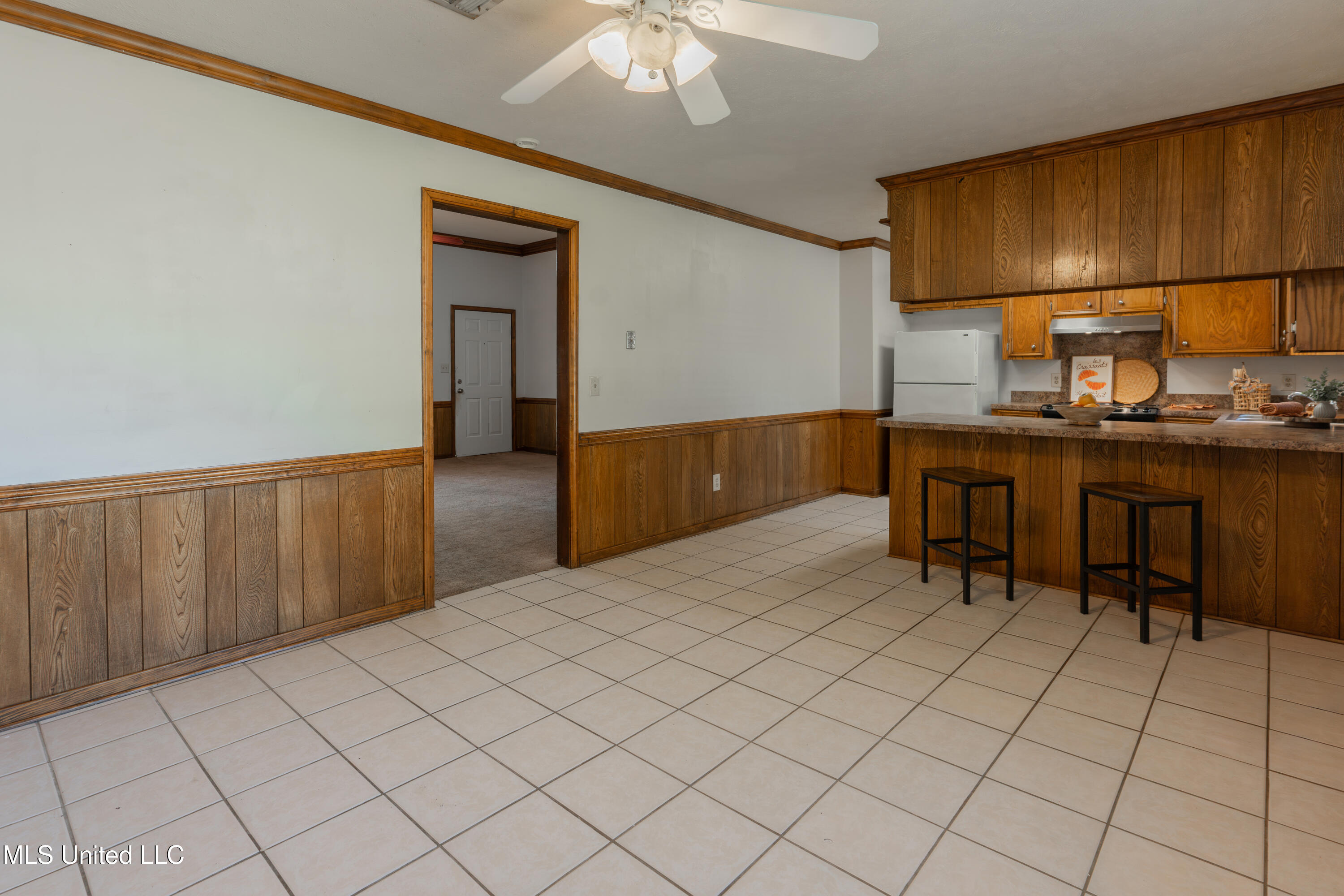107 Spanish Moss Drive Clinton, MS 39056 - Photo 10 of 49 16-Kitchen(4)