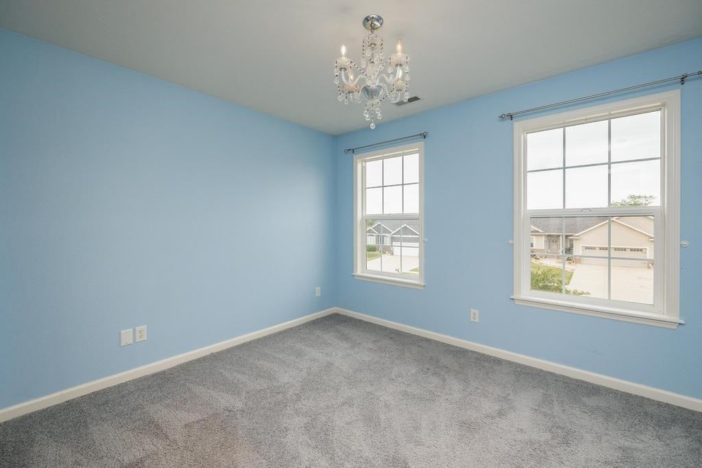 2470 Newcastle Road Marion, IA 52302 - Photo 35 of 51 Gallery Image 35
