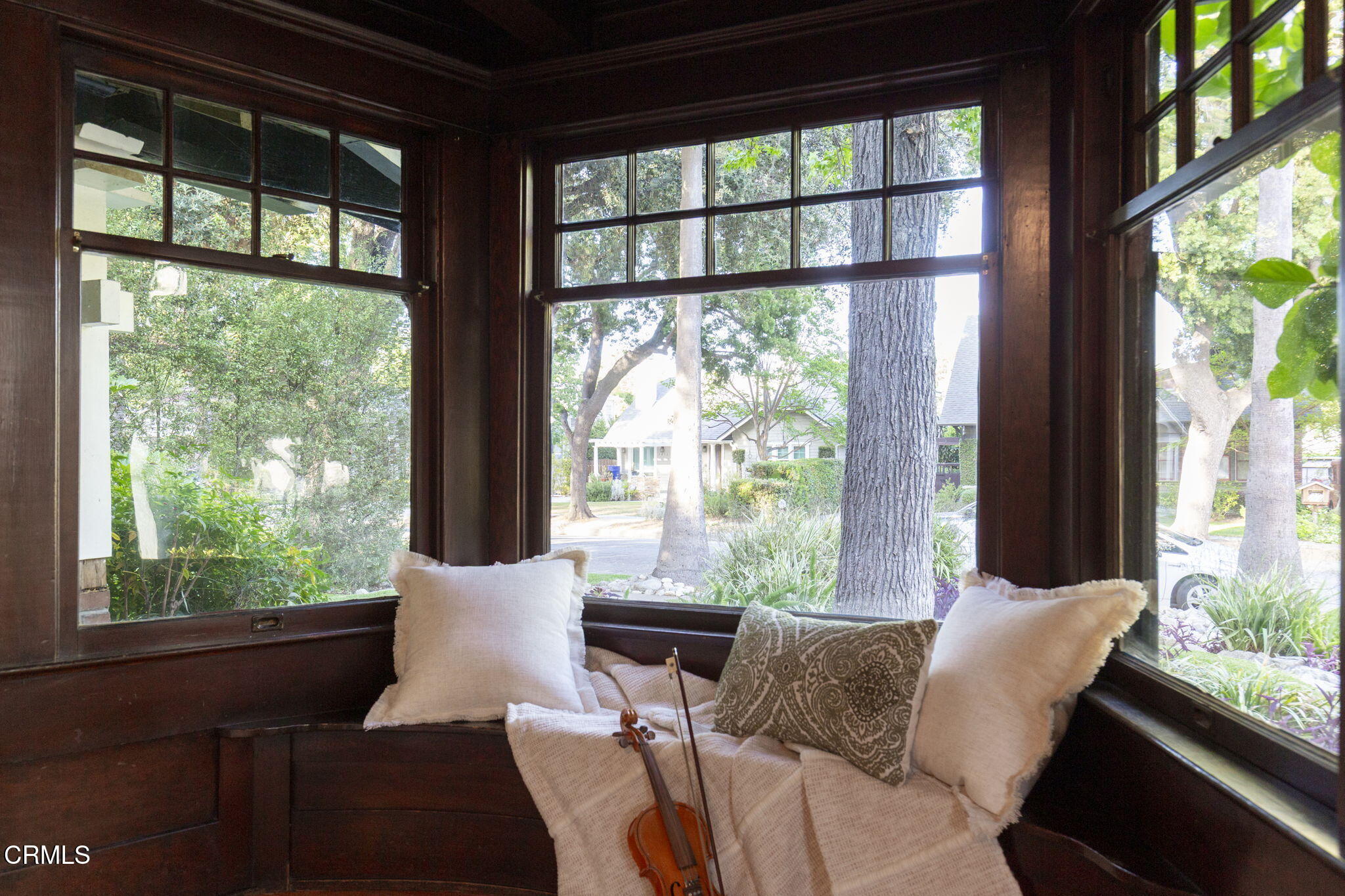 1813 Wayne Avenue South Pasadena, CA 91030 - Photo 11 of 56 a living room with furniture and a window