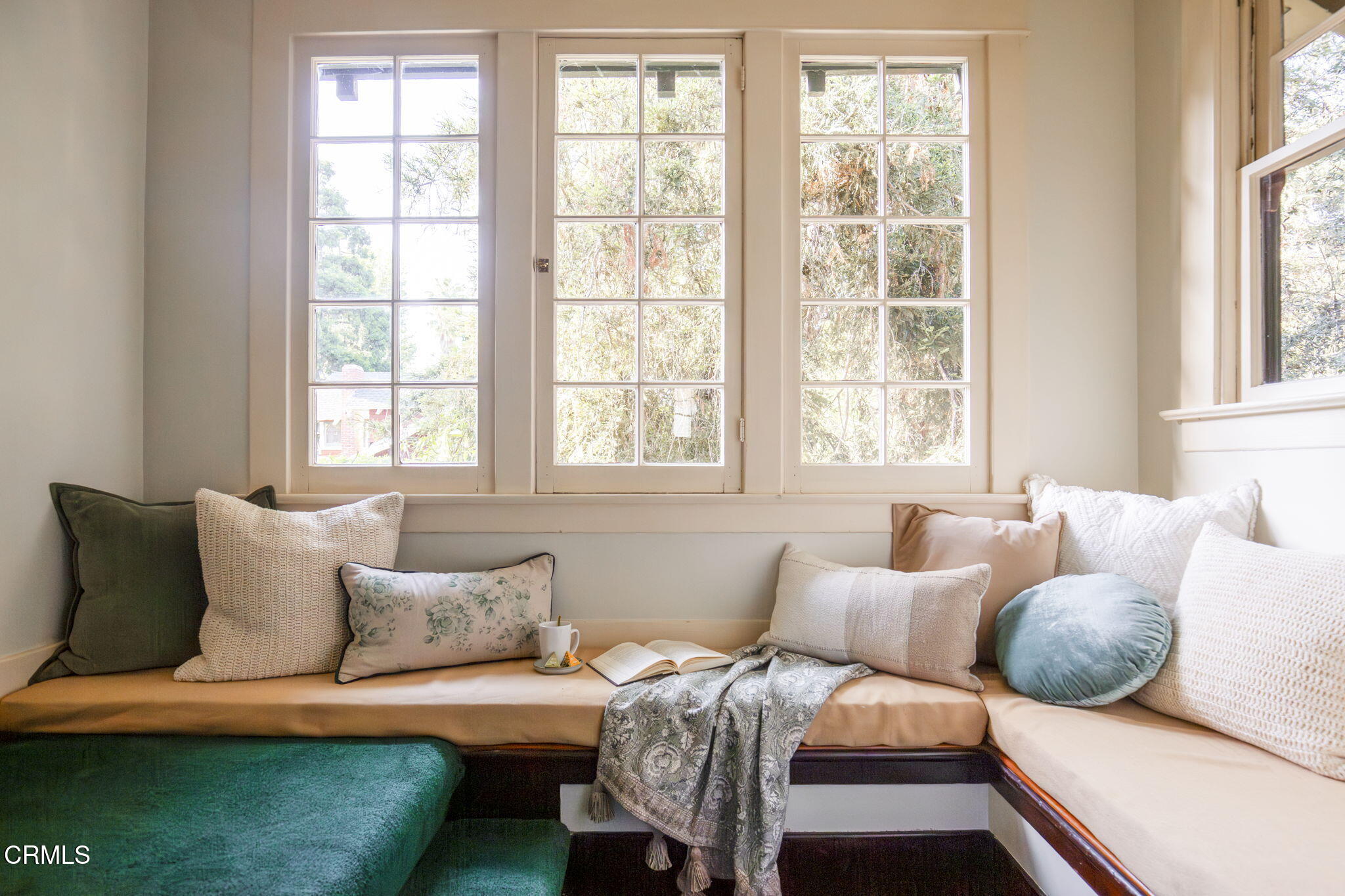 1813 Wayne Avenue South Pasadena, CA 91030 - Photo 31 of 56 a bedroom with furniture and windows
