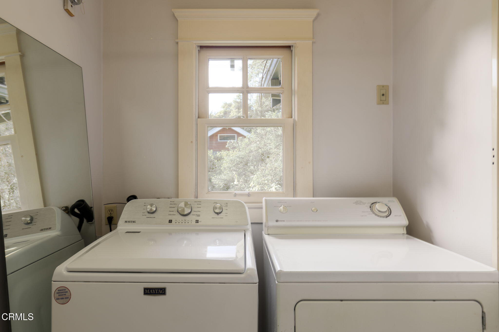 1813 Wayne Avenue South Pasadena, CA 91030 - Photo 47 of 56 a utility room with dryer and washer