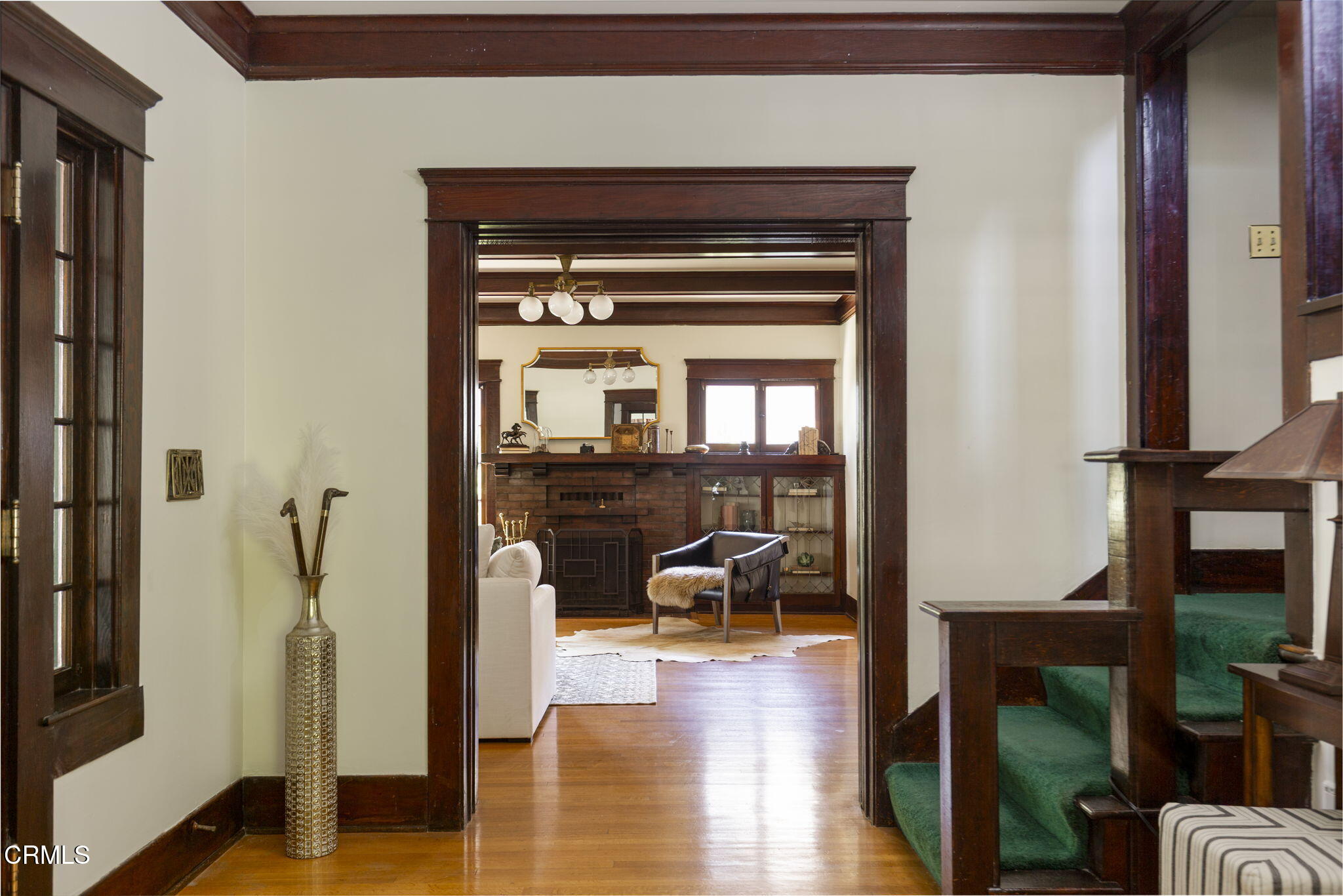 1813 Wayne Avenue South Pasadena, CA 91030 - Photo 7 of 56 Front Entry - LR View