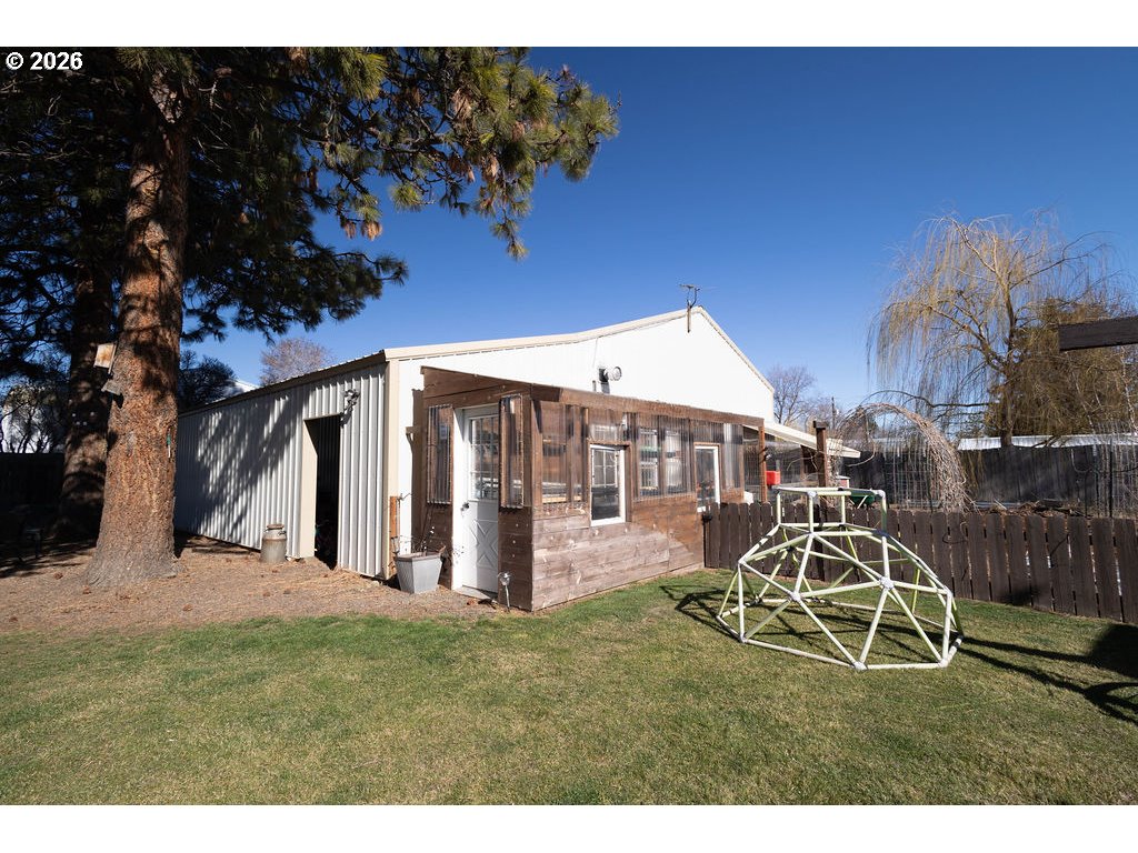 2703 North Spruce Street La Grande, OR 97850 - Photo 29 of 37 a house view with a outdoor space