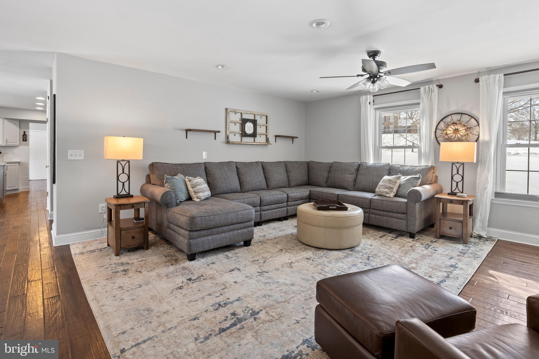 7955 Arbor Way Owings, MD 20736 - Photo 15 of 83 a living room with furniture and a window