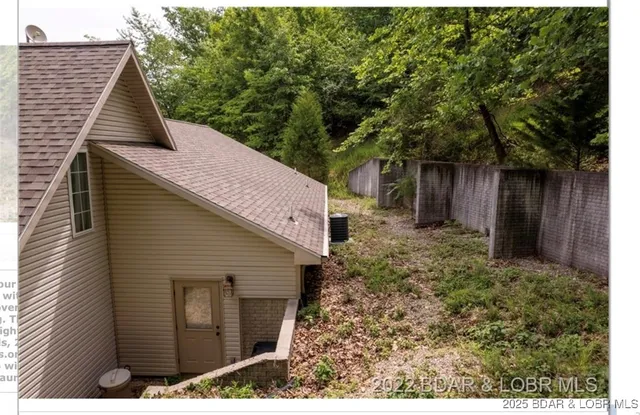 $374,299 | 1126 Buckingham Drive, Camdenton, MO 65020